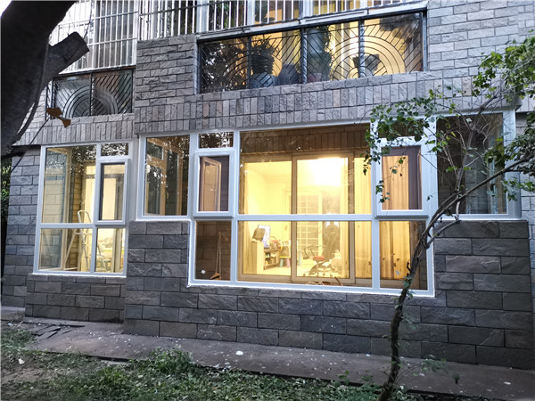 咸陽斷橋門窗廠家_咸陽玻璃頂廠家_咸陽鋼結構房屋價格