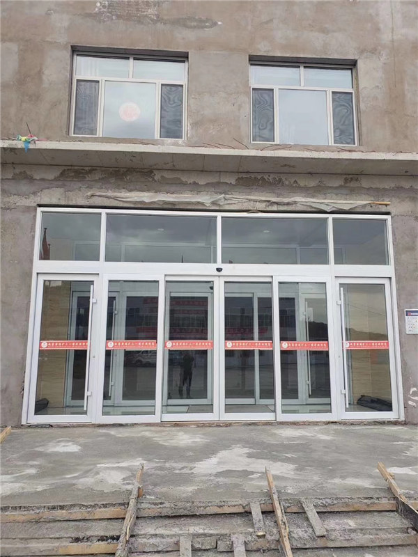 咸陽肯德基門_咸陽玻璃頂價格_咸陽鋼結構房屋定制